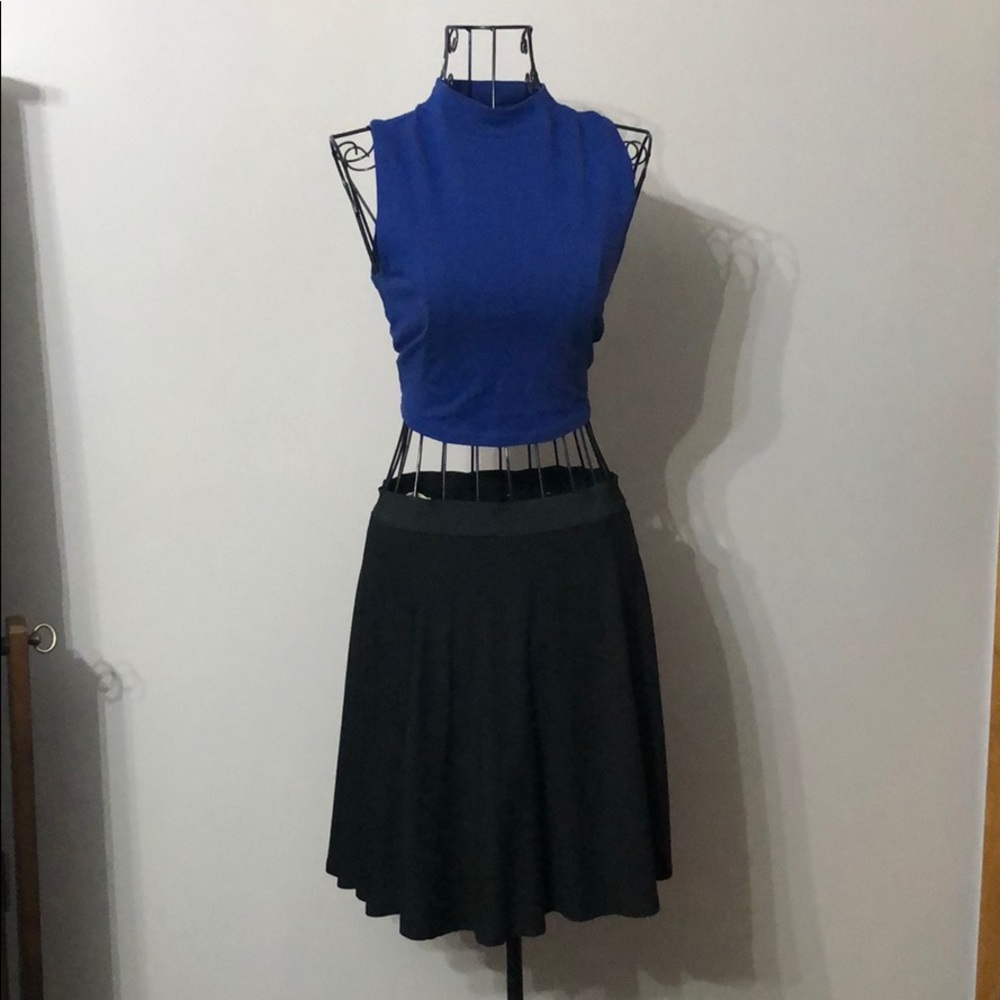 Black skater skirt